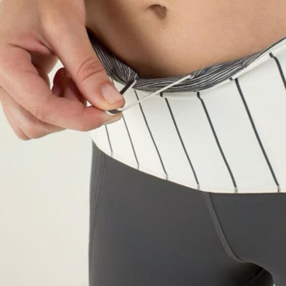 Lululemon Can't Stop Crop 23" - Picture 8 of 8